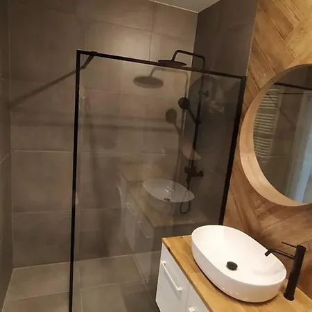 Modern Moldawska Βαρσοβία